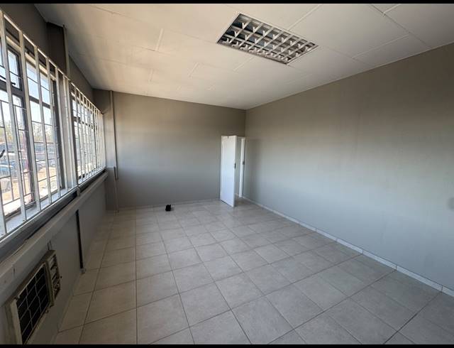 667M² WAREHOUSE TO LET IN PRETORIA WEST